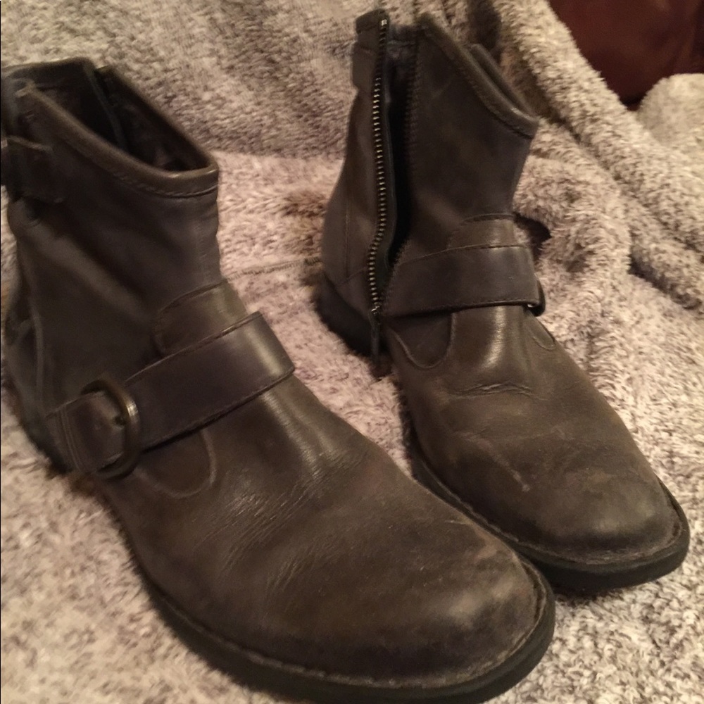 🌺 BORN ankle boot 🌺